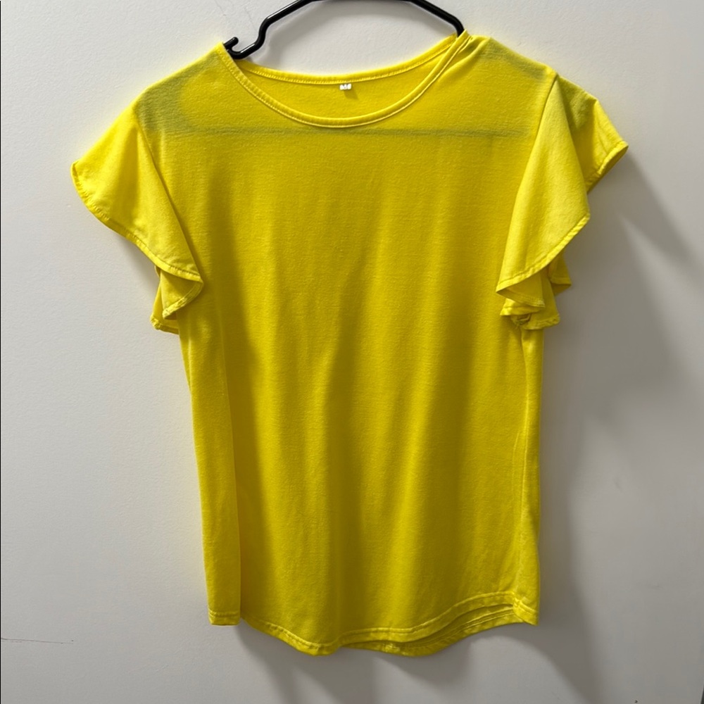 Amazon Yellow Ruffled Short Sleeve Tee
